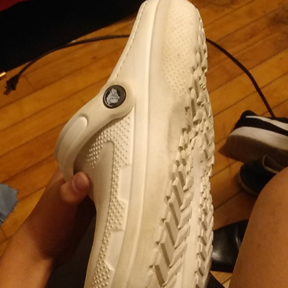 Crocs - Picture 3 of 4
